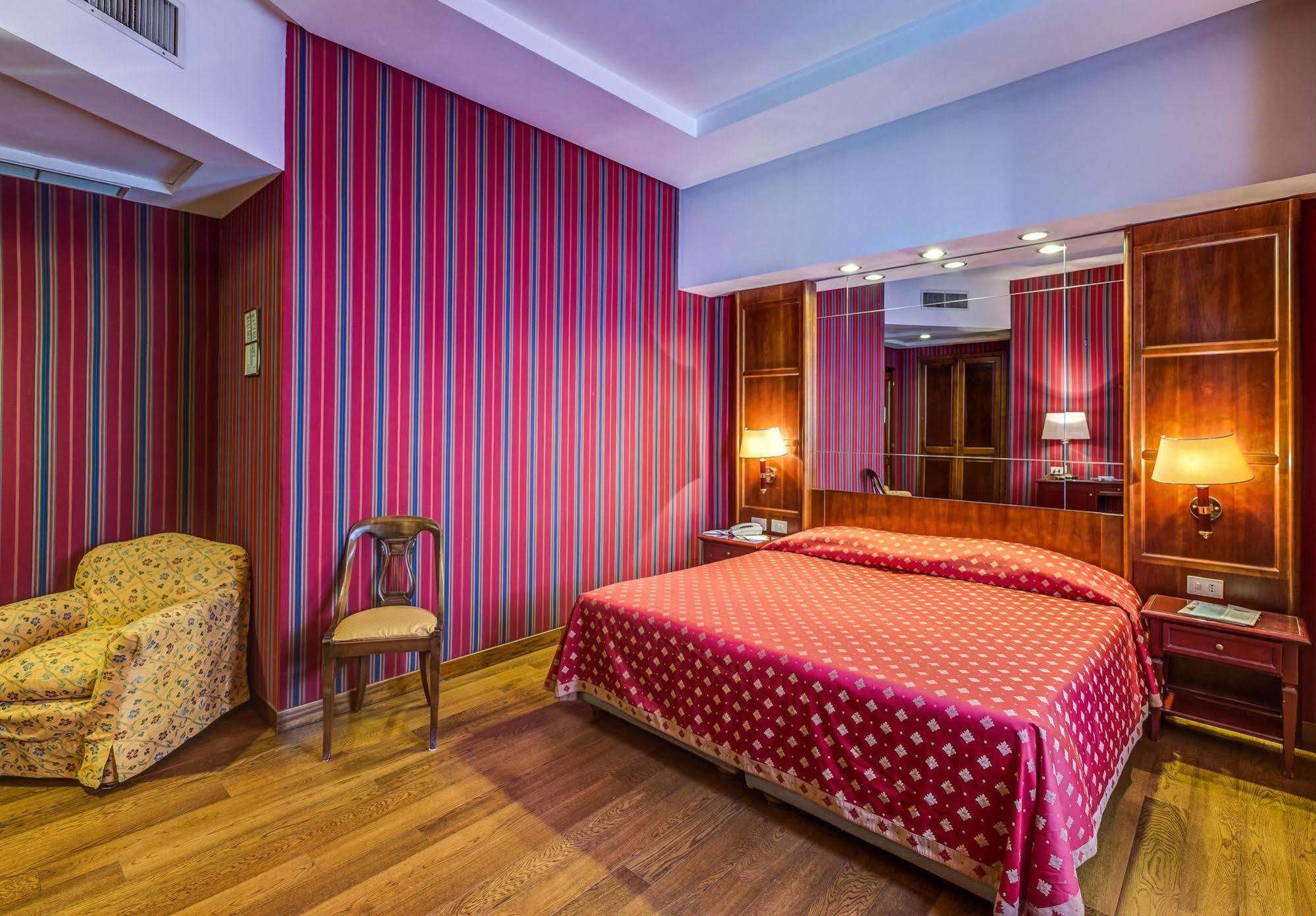 Atlante Garden Hotel روما المظهر الخارجي الصورة